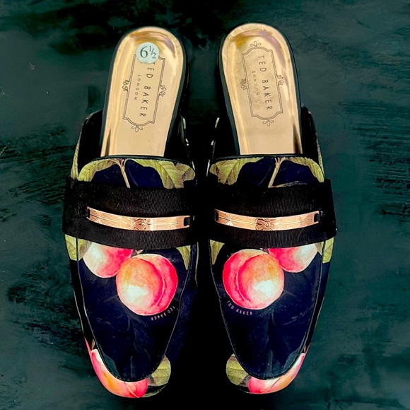 Ted Baker Women Loafer Flats Size  6.5 - Picture 2 of 3